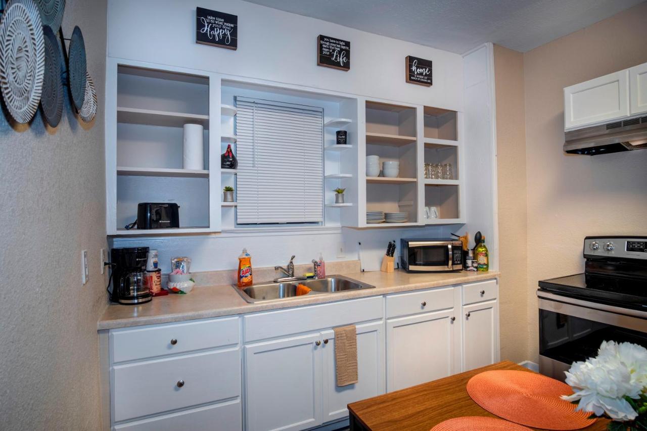 Cozy Downtown Guest House 2Br/1Ba Sleeps 8 サンアントニオ エクステリア 写真